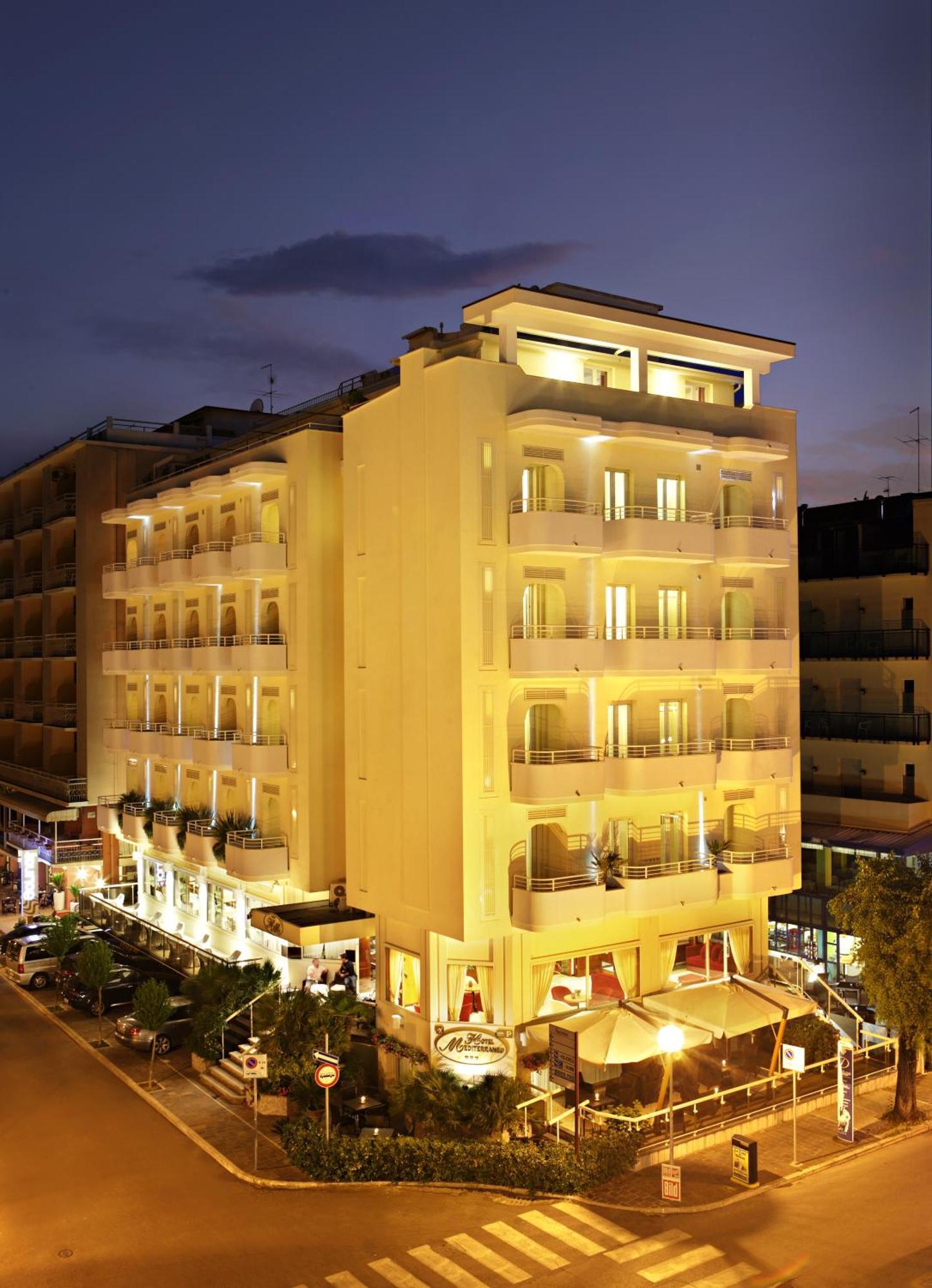 Mediterraneo Hotel & Suites กัตตอลิกา ภายนอก รูปภาพ